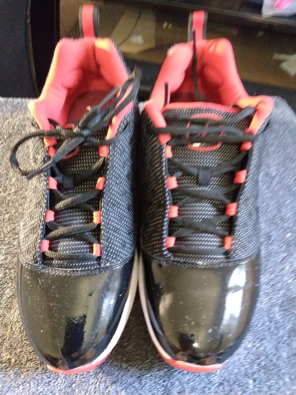 Jordan CMFT Viz Air 11 Black